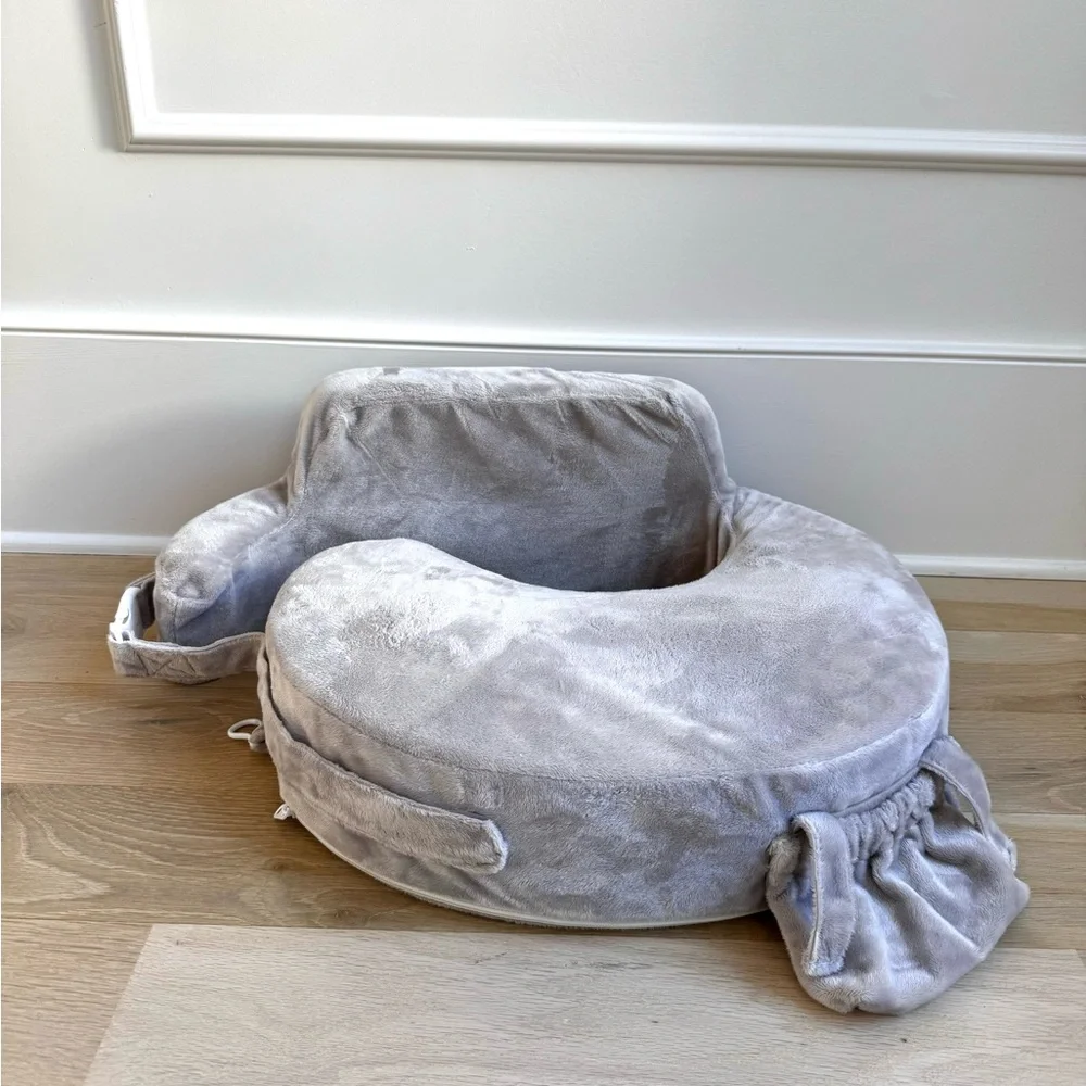 My Brest Friend Super Deluxe Nursing Pillow - Picture 2 of 6